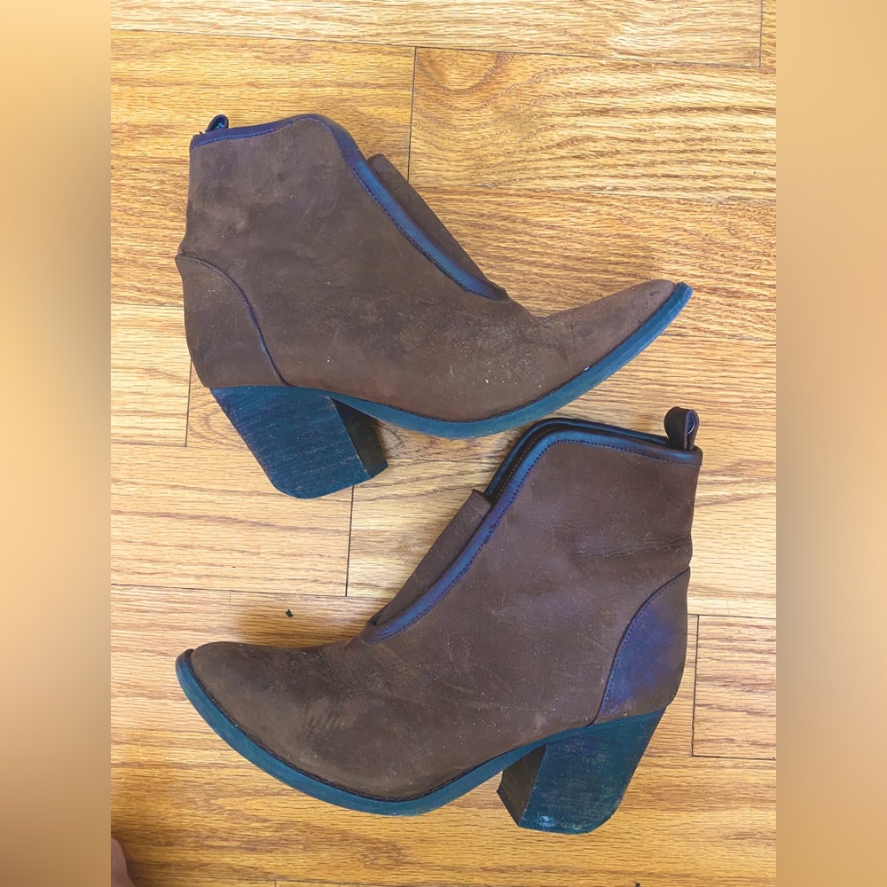 Jeffrey Campbell brown ankle boots with heel